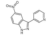 5-硝基-3-(吡啶-3-基)-1H-吲唑