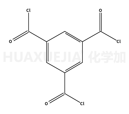 1，3，5-均三苯甲酰氯